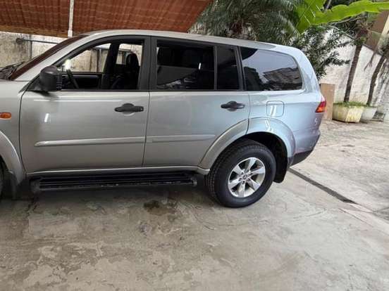MITSUBISHI-PAJERO DAKAR-3.2 HPE 4X4 7 LUGARES 16V TURBO INTERCOOLER DIESEL 4P AUTOMÁTICO MITSUBISHI-PAJERO DAKAR-2013