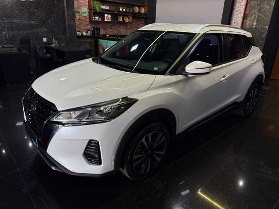 NISSAN-KICKS-2022