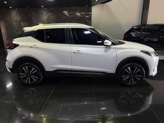 NISSAN-KICKS-2022