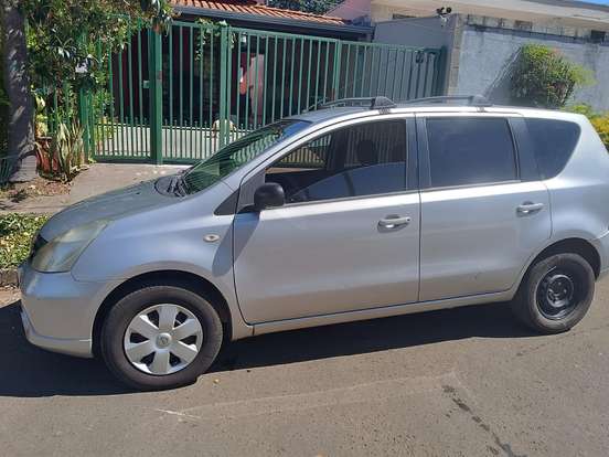 NISSAN-LIVINA-1.6 16V FLEX 4P MANUAL NISSAN-LIVINA-2013