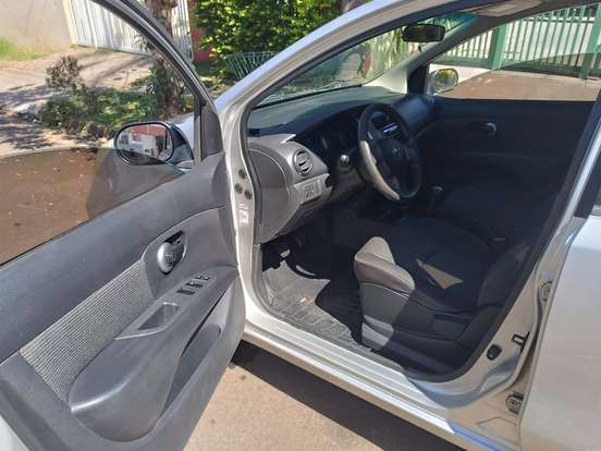 NISSAN-LIVINA-1.6 16V FLEX 4P MANUAL NISSAN-LIVINA-2013