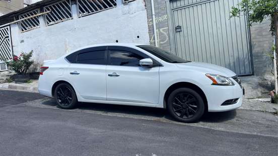 NISSAN-SENTRA-2015