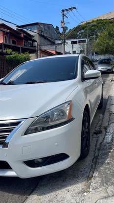 NISSAN-SENTRA-2015