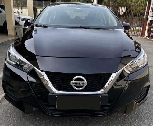 NISSAN-VERSA-2021