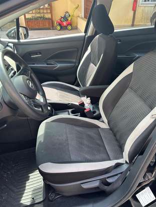 NISSAN-VERSA-2021