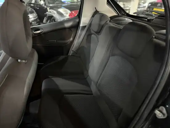 PEUGEOT-207-2008