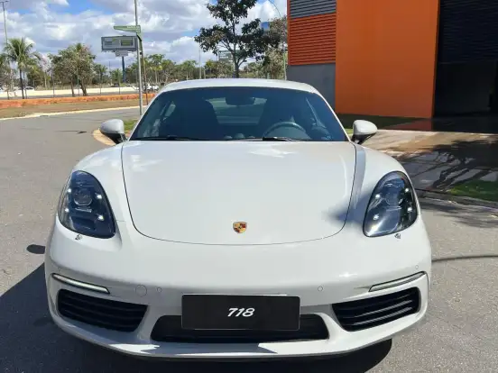 PORSCHE-718-2024
