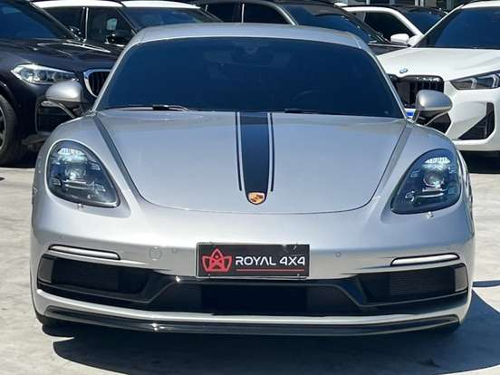 PORSCHE-718-2024
