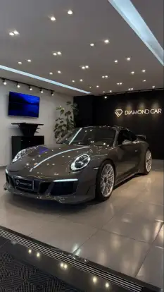 PORSCHE-911-2018