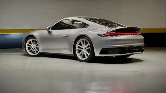 PORSCHE-911-2024