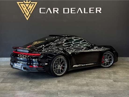 PORSCHE-911-2019