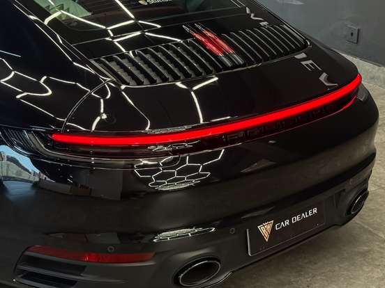 PORSCHE-911-2019