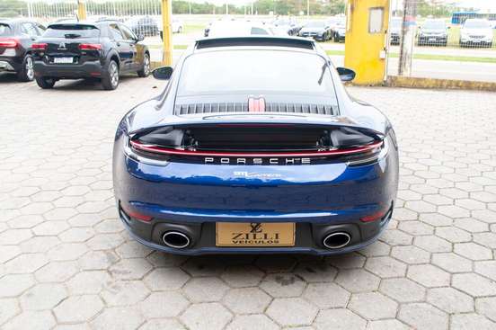 PORSCHE-911-2022