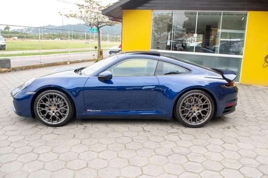 PORSCHE-911-2022