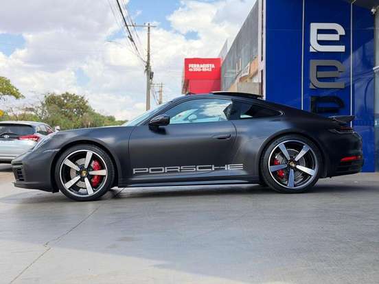 PORSCHE-911-2023