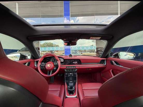 PORSCHE-911-2023