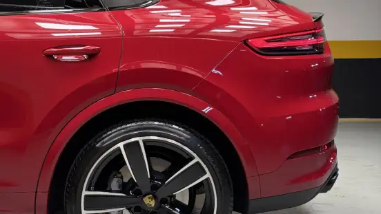 PORSCHE-CAYENNE-2022