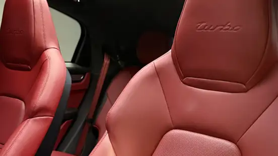 PORSCHE-CAYENNE-2022