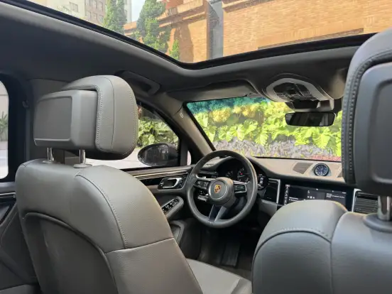 PORSCHE-MACAN-2022