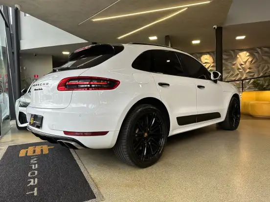 PORSCHE-MACAN-3.6 24V V6 TURBO GASOLINA 4P AUTOMÁTICO PORSCHE-MACAN-2016