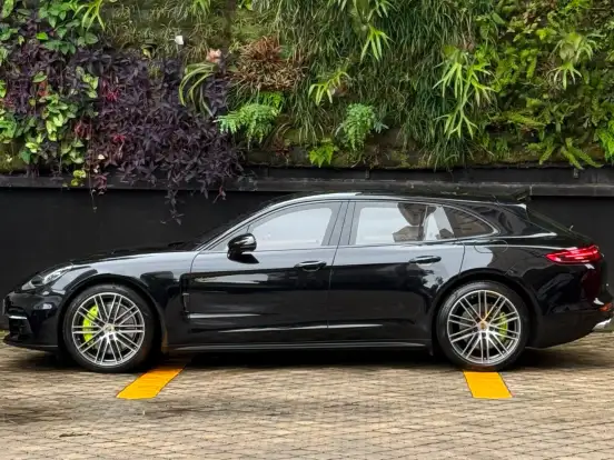 PORSCHE-PANAMERA-2.9 V6 E-HYBRID 4 SPORT TURISMO PDK PORSCHE-PANAMERA-2018