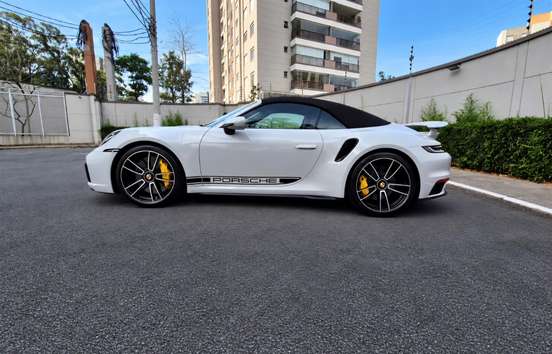 PORSCHE-911-2023