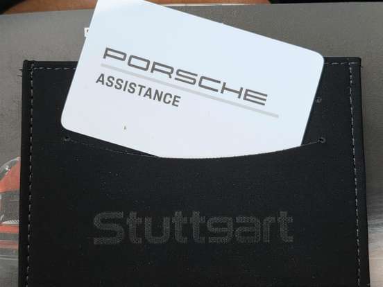 PORSCHE-MACAN-2025