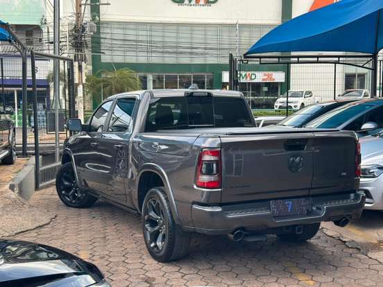 RAM-1500-5.7 V8 GASOLINA LIMITED NIGHT EDITION CD 4X4 AUTOMÁTICO RAM-1500-2023