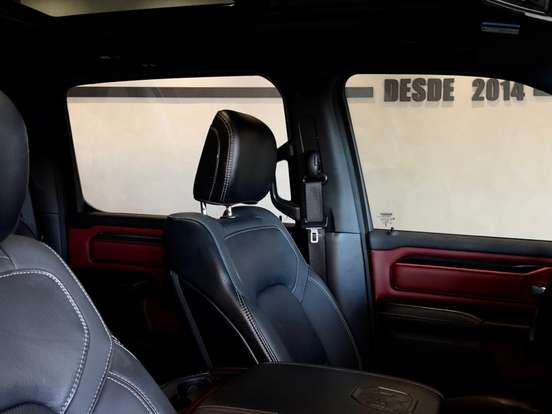 RAM-1500-5.7 V8 GASOLINA REBEL CD 4X4 AUTOMÁTICO RAM-1500-2022