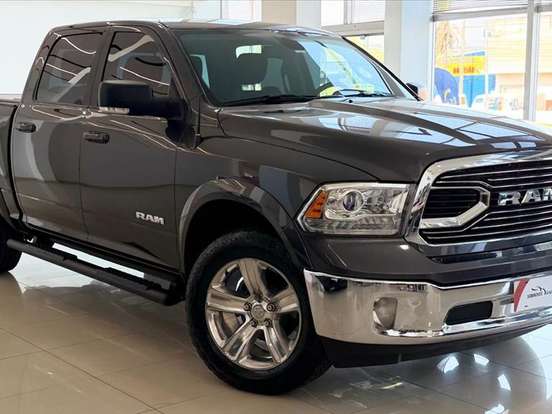 RAM-CLASSIC-5.7 V8 GASOLINA LARAMIE CD 4X4 AUTOMÁTICO RAM-CLASSIC-2023