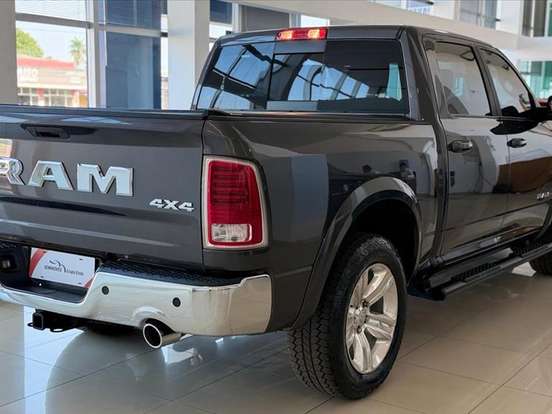 RAM-CLASSIC-5.7 V8 GASOLINA LARAMIE CD 4X4 AUTOMÁTICO RAM-CLASSIC-2023