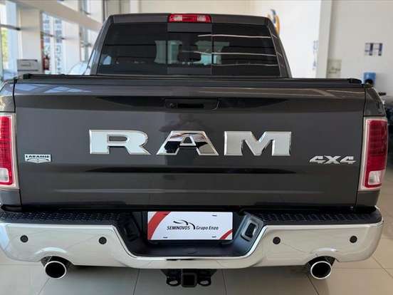RAM-CLASSIC-5.7 V8 GASOLINA LARAMIE CD 4X4 AUTOMÁTICO RAM-CLASSIC-2023