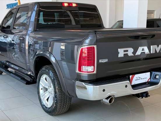 RAM-CLASSIC-5.7 V8 GASOLINA LARAMIE CD 4X4 AUTOMÁTICO RAM-CLASSIC-2023