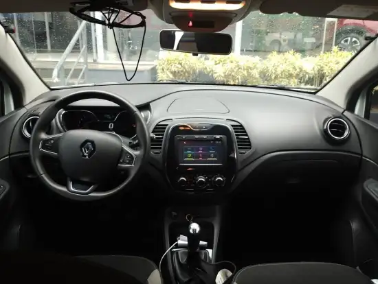 RENAULT-CAPTUR-1.6 16V SCE FLEX ZEN MANUAL RENAULT-CAPTUR-2018
