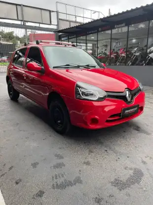 RENAULT-CLIO-2015