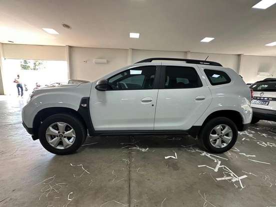 RENAULT-DUSTER-2024