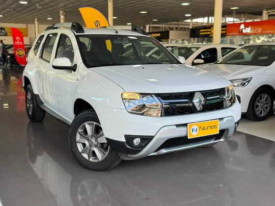 RENAULT DUSTER 2.0 DYNAMIQUE 4X2 16V FLEX 4P AUTOMÁTICO