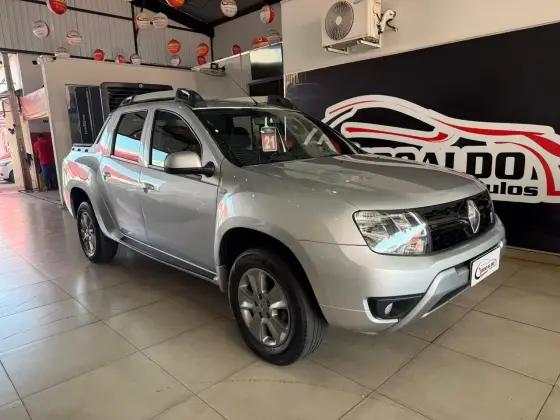 RENAULT DUSTER OROCH 1.6 16V SCE FLEX DYNAMIQUE MANUAL RENAULT DUSTER OROCH 1.6 16V SCE FLEX DYNAMIQUE MANUAL