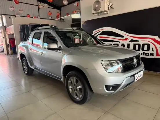 RENAULT-DUSTER OROCH-2020