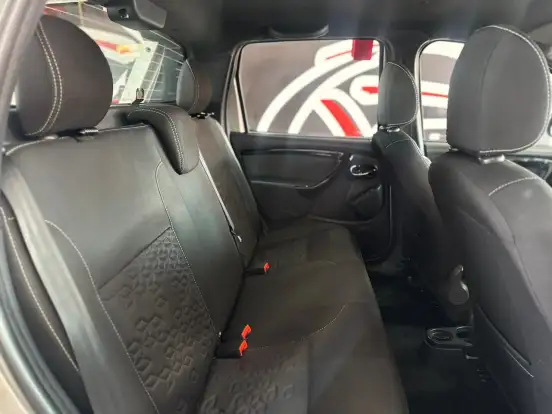 RENAULT-DUSTER OROCH-2020
