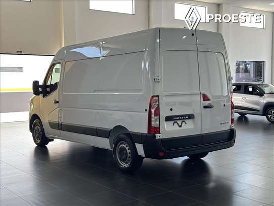 RENAULT-MASTER-2026