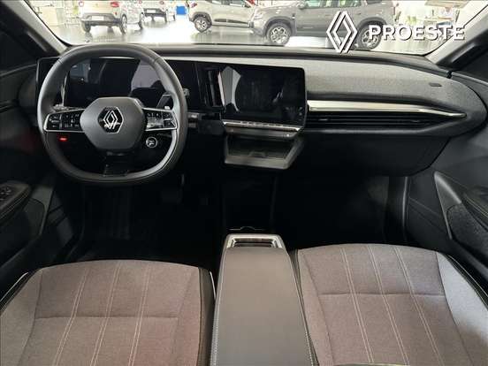 RENAULT-MEGANE-2025
