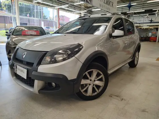 RENAULT SANDERO 1.6 STEPWAY 16V FLEX 4P AUTOMÁTICO RENAULT SANDERO 1.6 STEPWAY 16V FLEX 4P AUTOMÁTICO