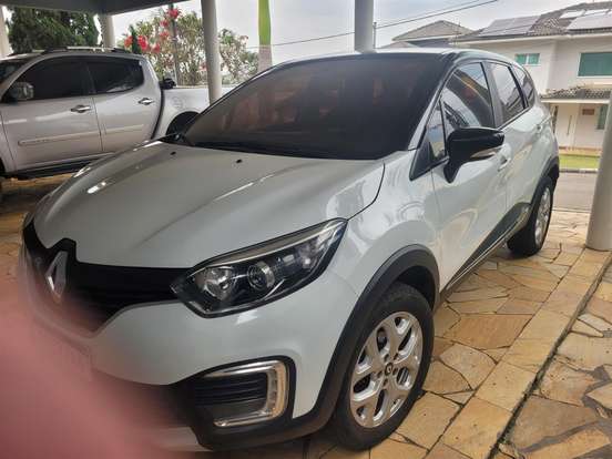 RENAULT-CAPTUR-2017