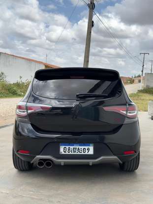 RENAULT-SANDERO-2019