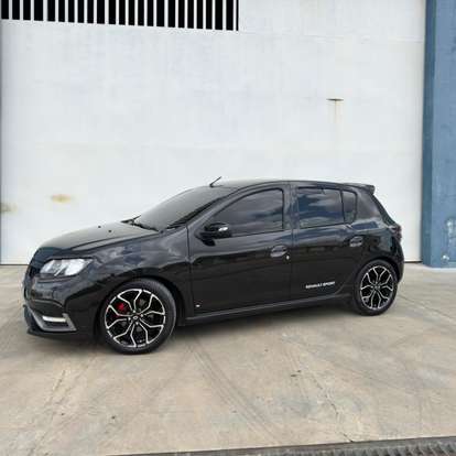 RENAULT-SANDERO-2019