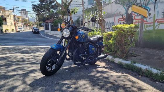 ROYAL ENFIELD SHOTGUN 650 PLASMA BLUE 