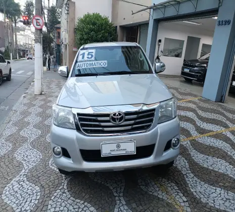 TOYOTA HILUX 2.7 SRV 4X4 CD 16V FLEX 4P AUTOMÁTICO TOYOTA HILUX 2.7 SRV 4X4 CD 16V FLEX 4P AUTOMÁTICO
