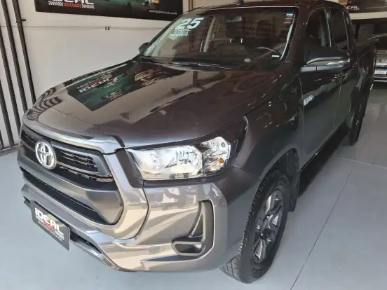 TOYOTA-HILUX-2.8 D-4D TURBO DIESEL CD SRV 4X4 AUTOMÁTICO TOYOTA-HILUX-2025
