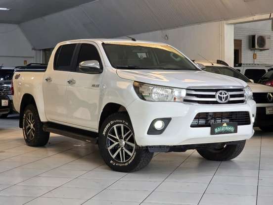 TOYOTA-HILUX-2020